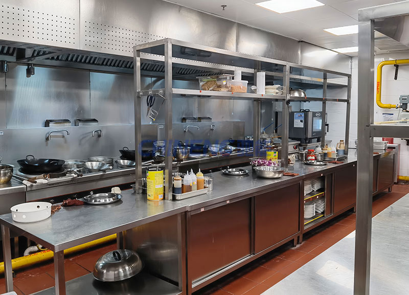 廣州白云天降美食機器人中餐廳廚房烹飪區(qū)